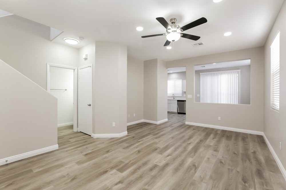 2647 Cottonwillow St - Photo 5 of 17