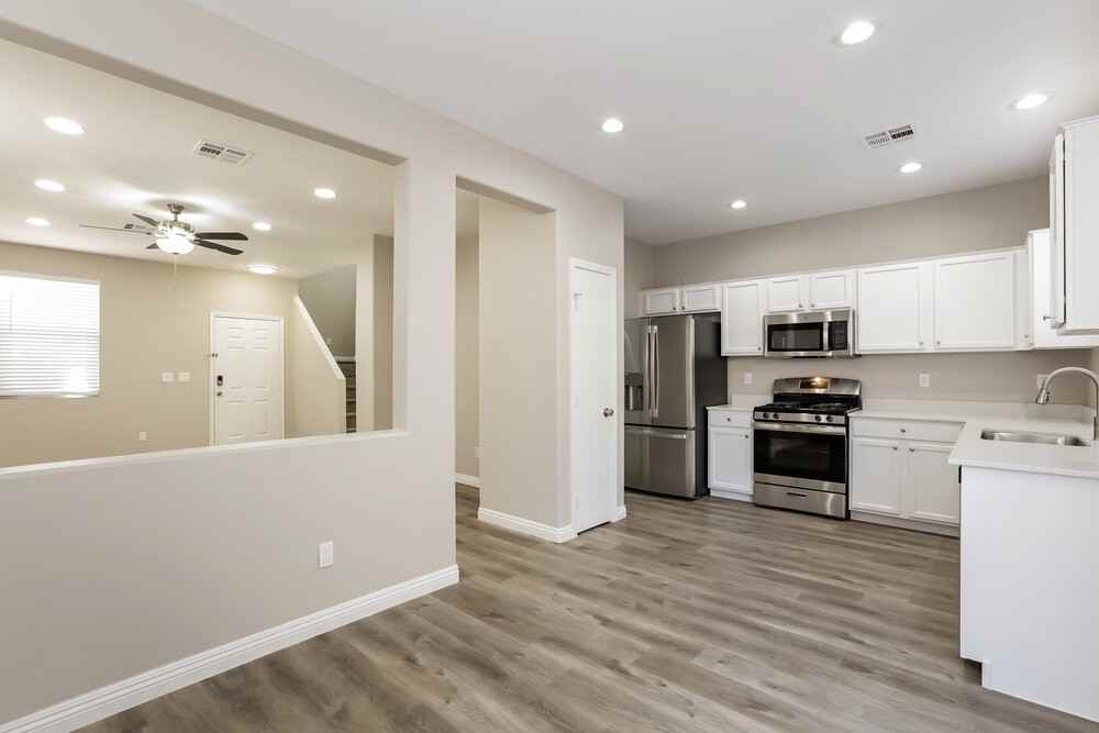 2647 Cottonwillow St - Photo 7 of 17
