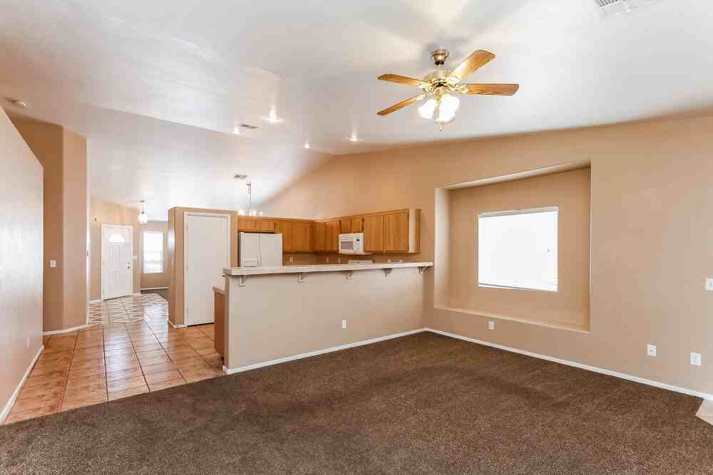517 Rancho Del Mar Way - Photo 5 of 15