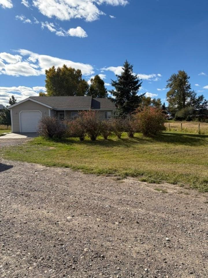 170 Latigo Dr - Photo 6 of 9