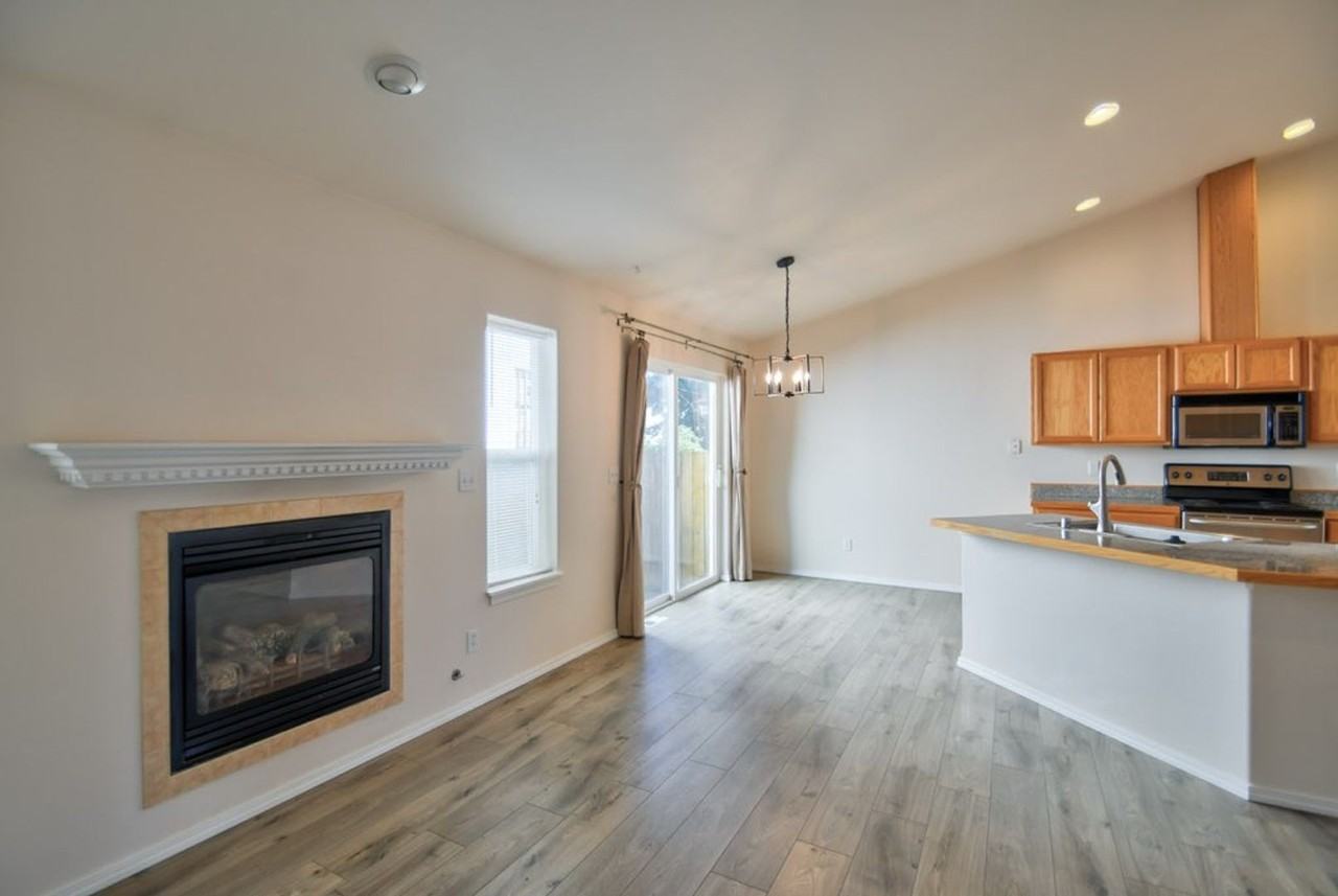 312 G St Sw #B - Photo 5 of 15