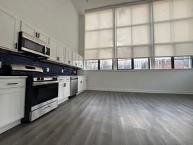 901 Quarry St - Photo 1 of 1