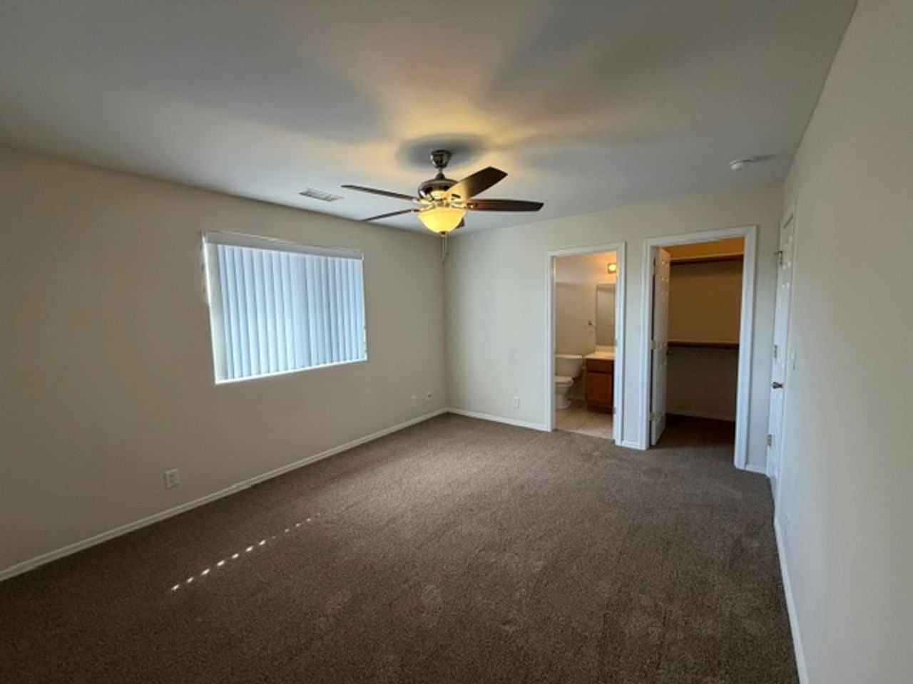 485 Serenity Ct - Photo 3 of 12