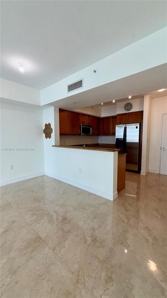 1755 East Hallandale Beach Boulevard - Photo 5 of 24