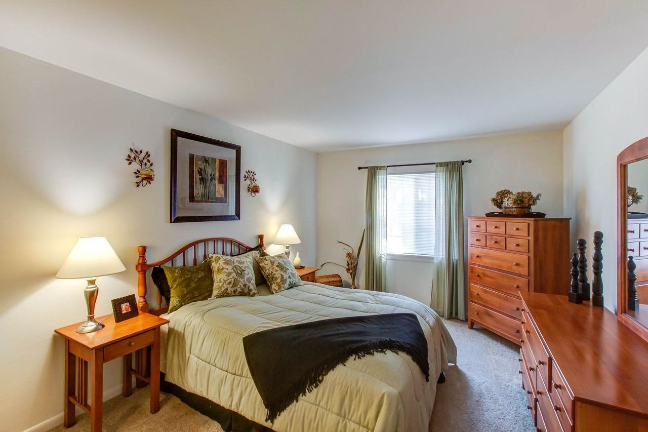 Westmore Apartments - Photo 4 of 29