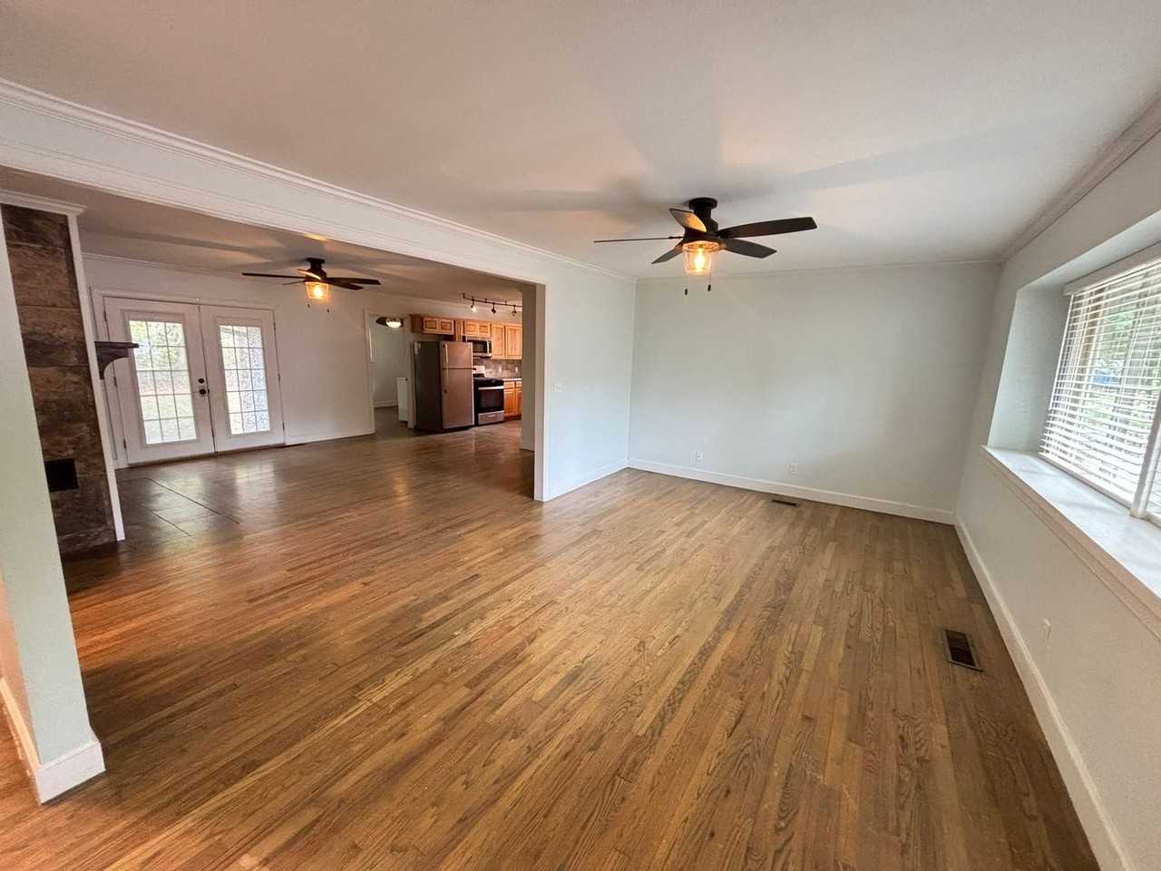 2010 W Ora Dr - Photo 2 of 14