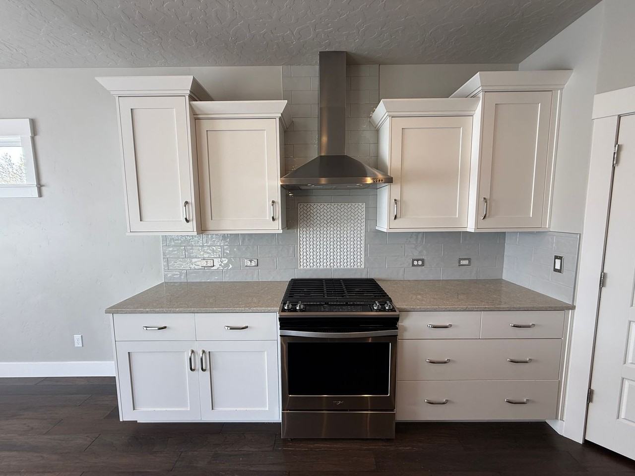 3535 W Lesina St - Photo 5 of 29