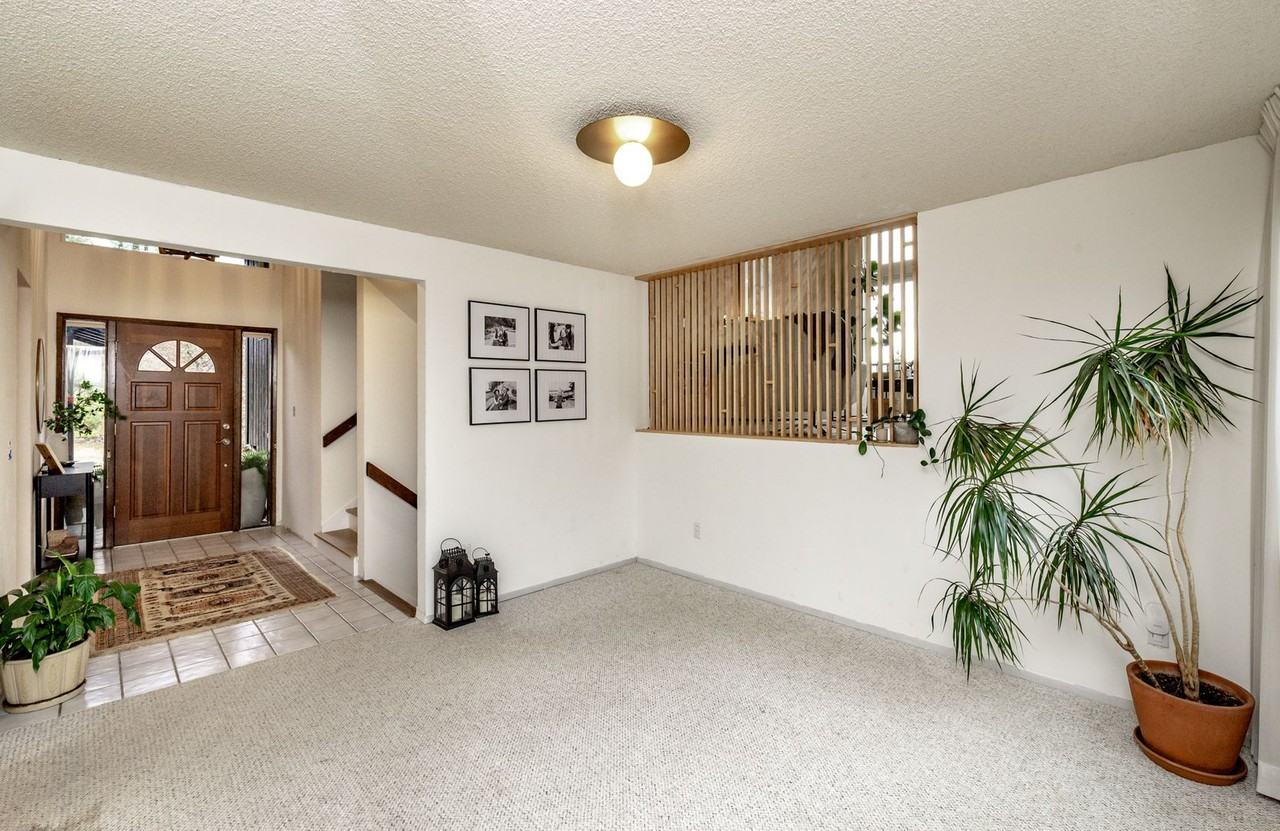 2301 Fremont St - Photo 6 of 43