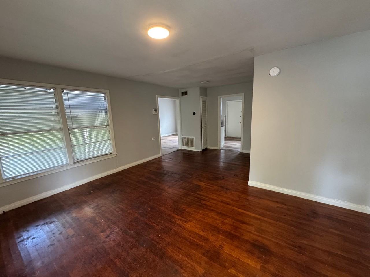 3624 Cumberland Ave - Photo 3 of 8