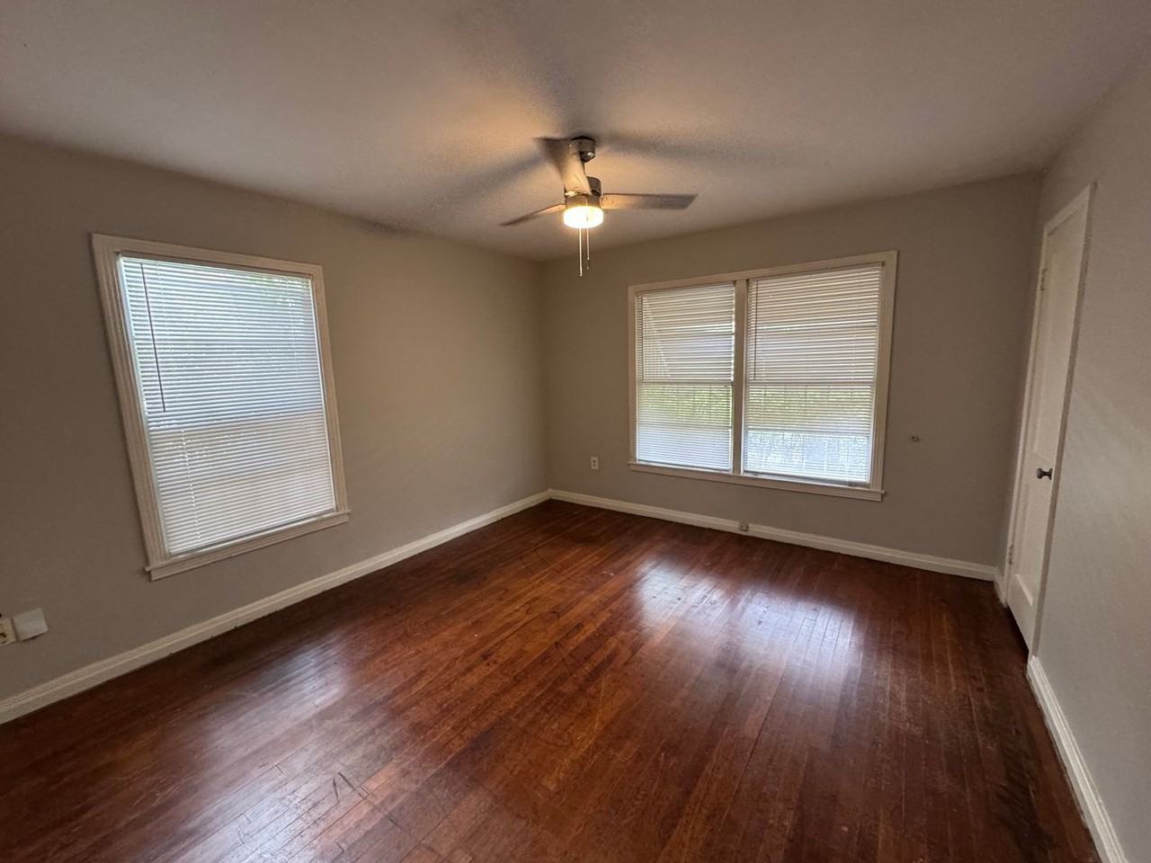 3624 Cumberland Ave - Photo 4 of 8