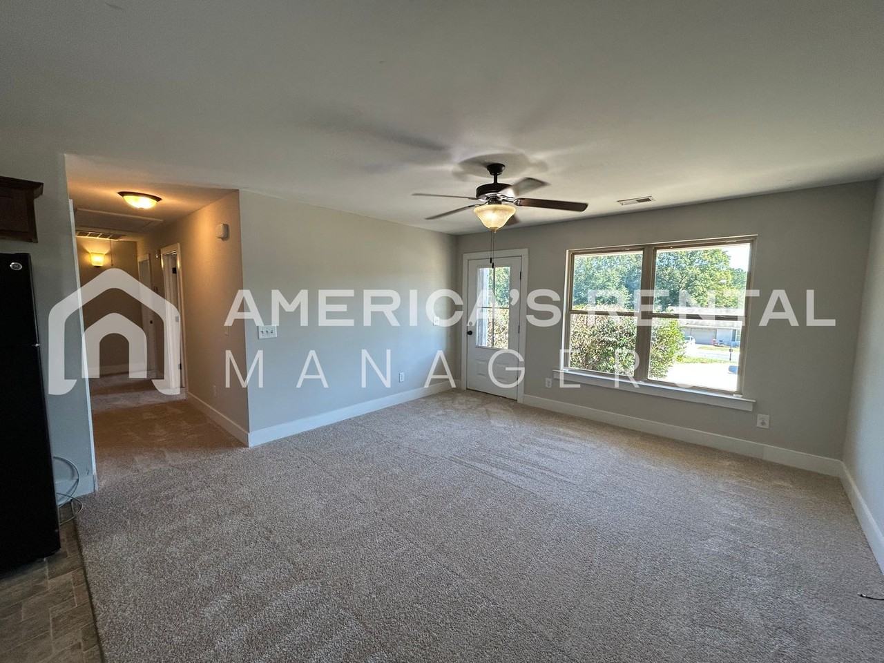 11489 Jace Ave - Photo 5 of 24