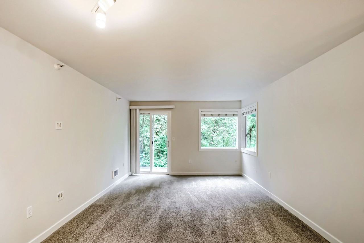 700 Front St S #B108 - Photo 4 of 21