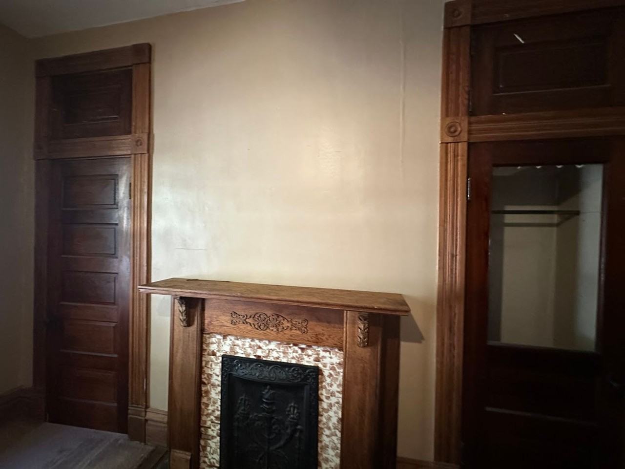 327 Aylesford Pl - Photo 5 of 47