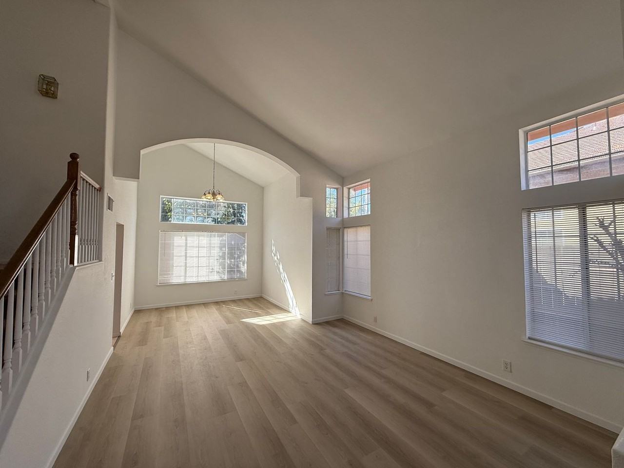 3904 Wilkesboro Ave - Photo 7 of 45