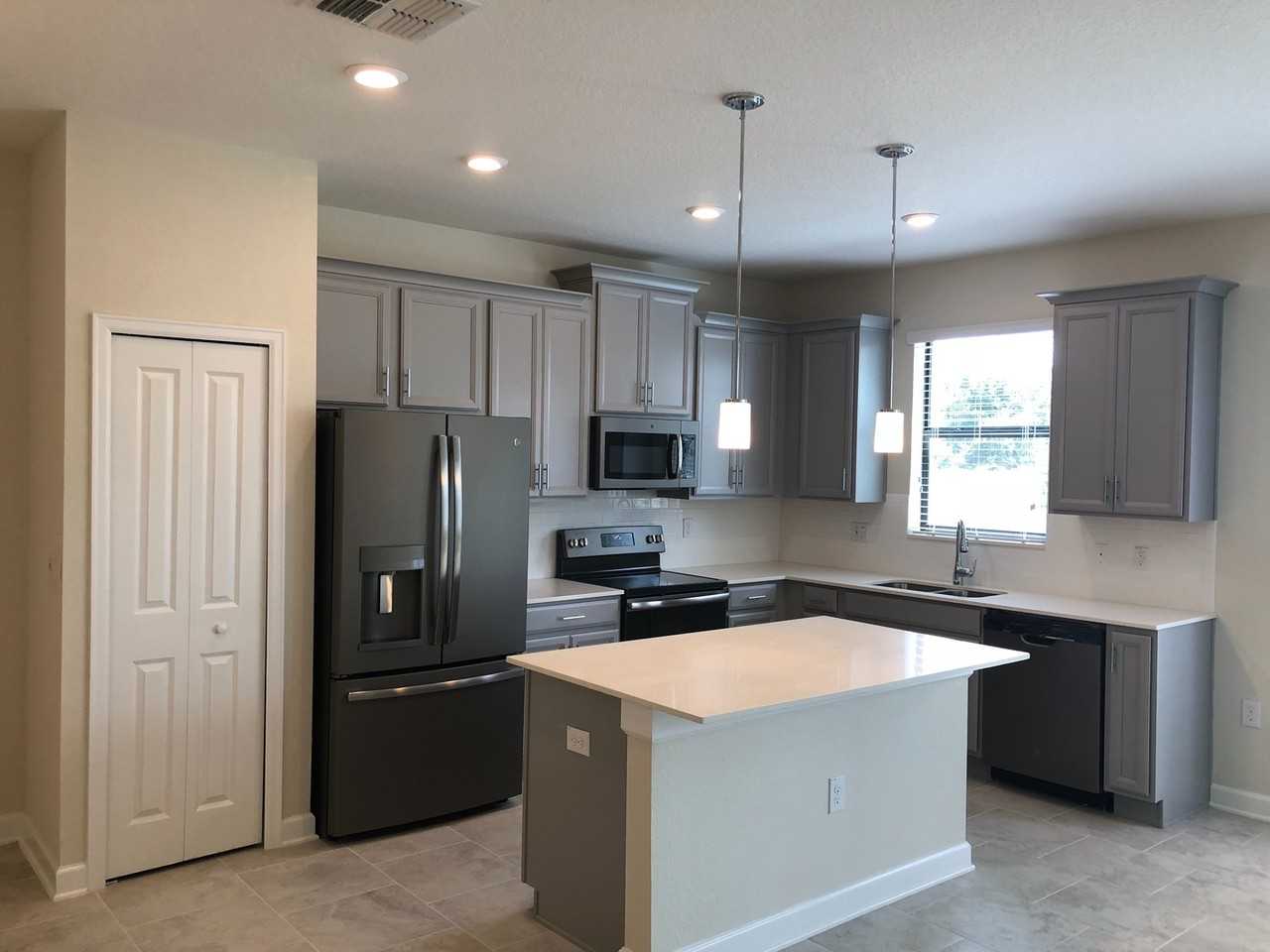 8504 Arcadia Ln - Photo 3 of 19
