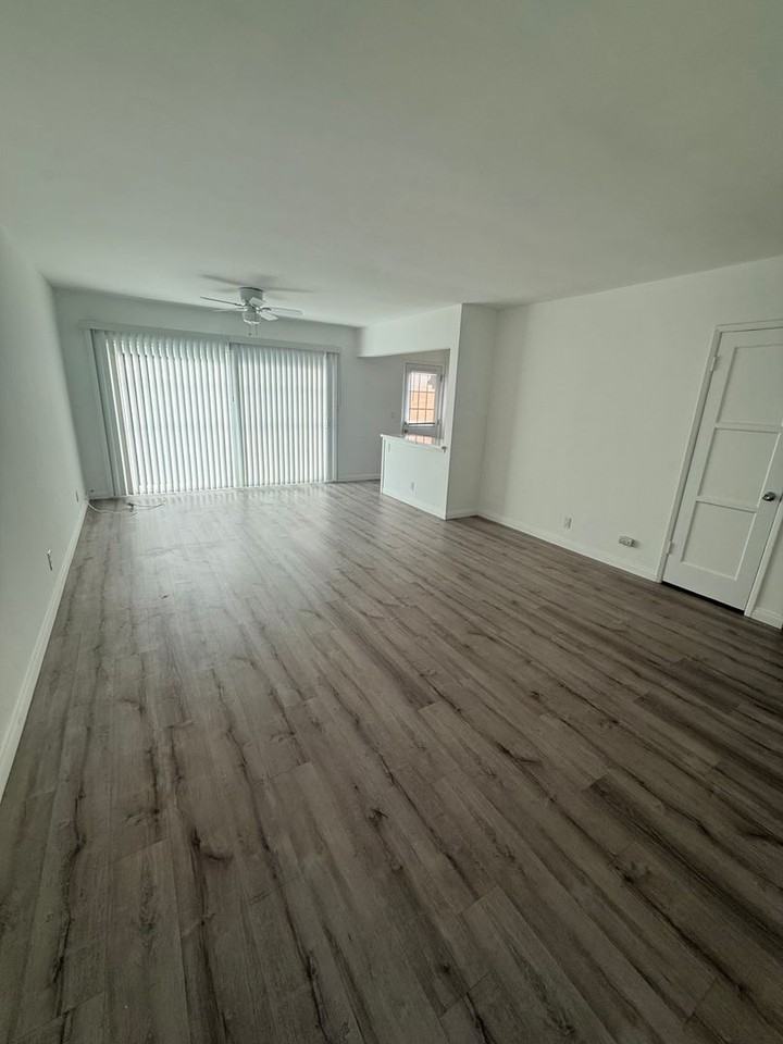5038 Autry Ave - Photo 2 of 29