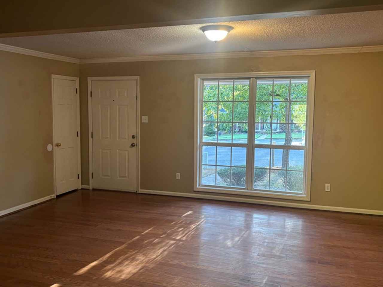10 Concord Cir - Photo 4 of 15