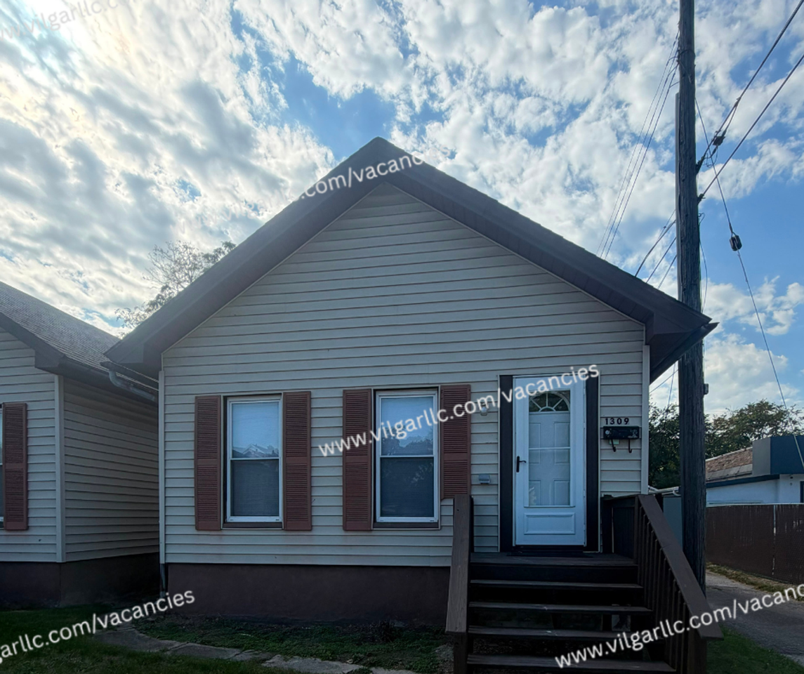 1309 Franklin St