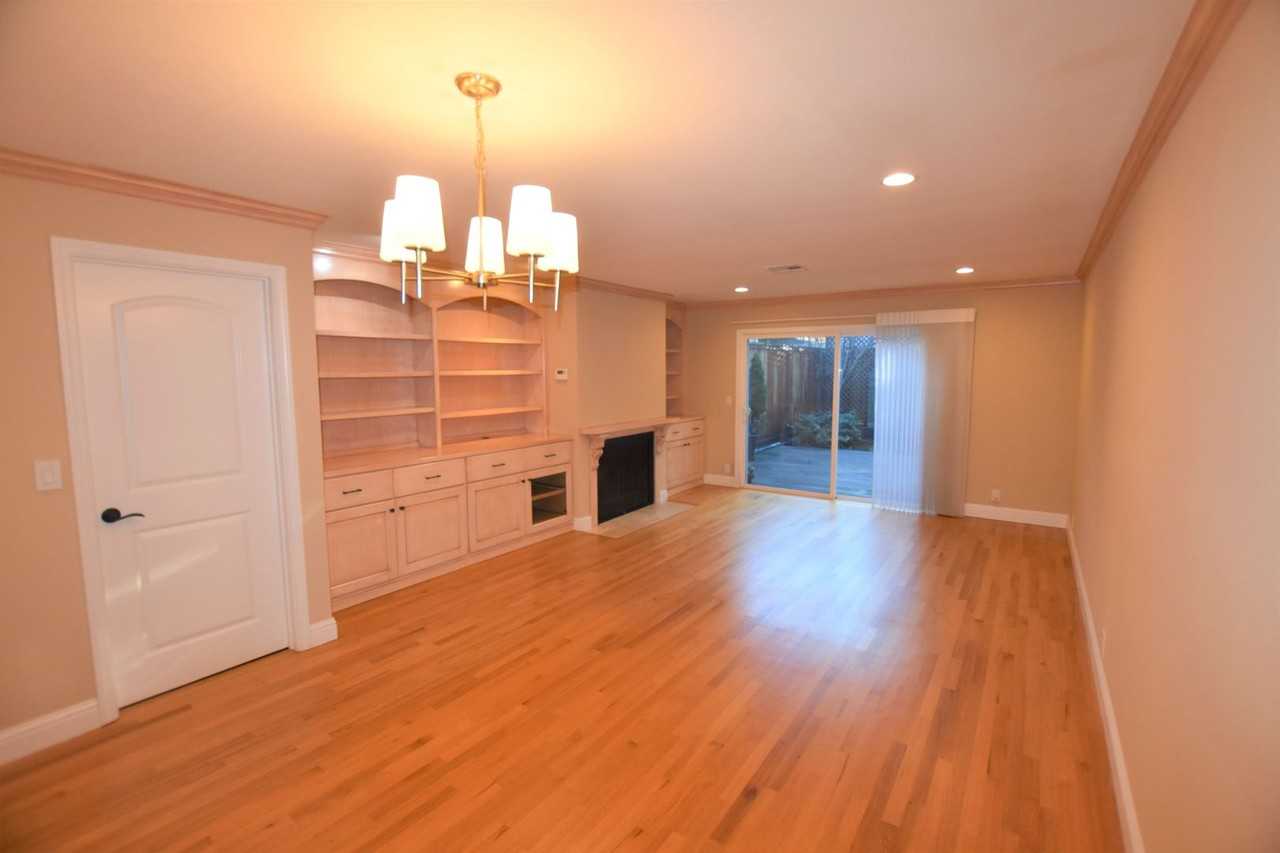 627 Forest Ave - Photo 6 of 25