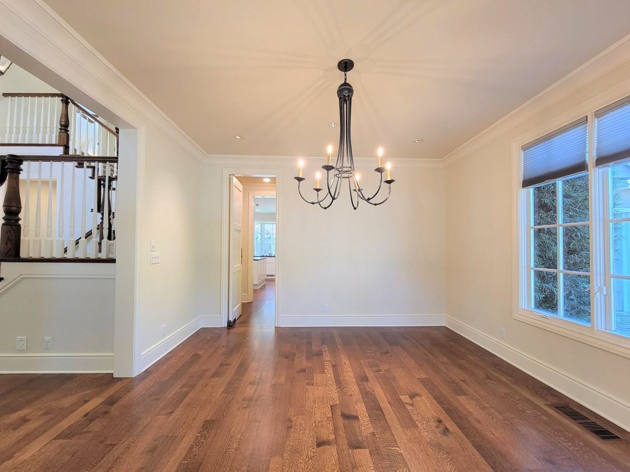 445 Hermosa Way - Photo 5 of 36