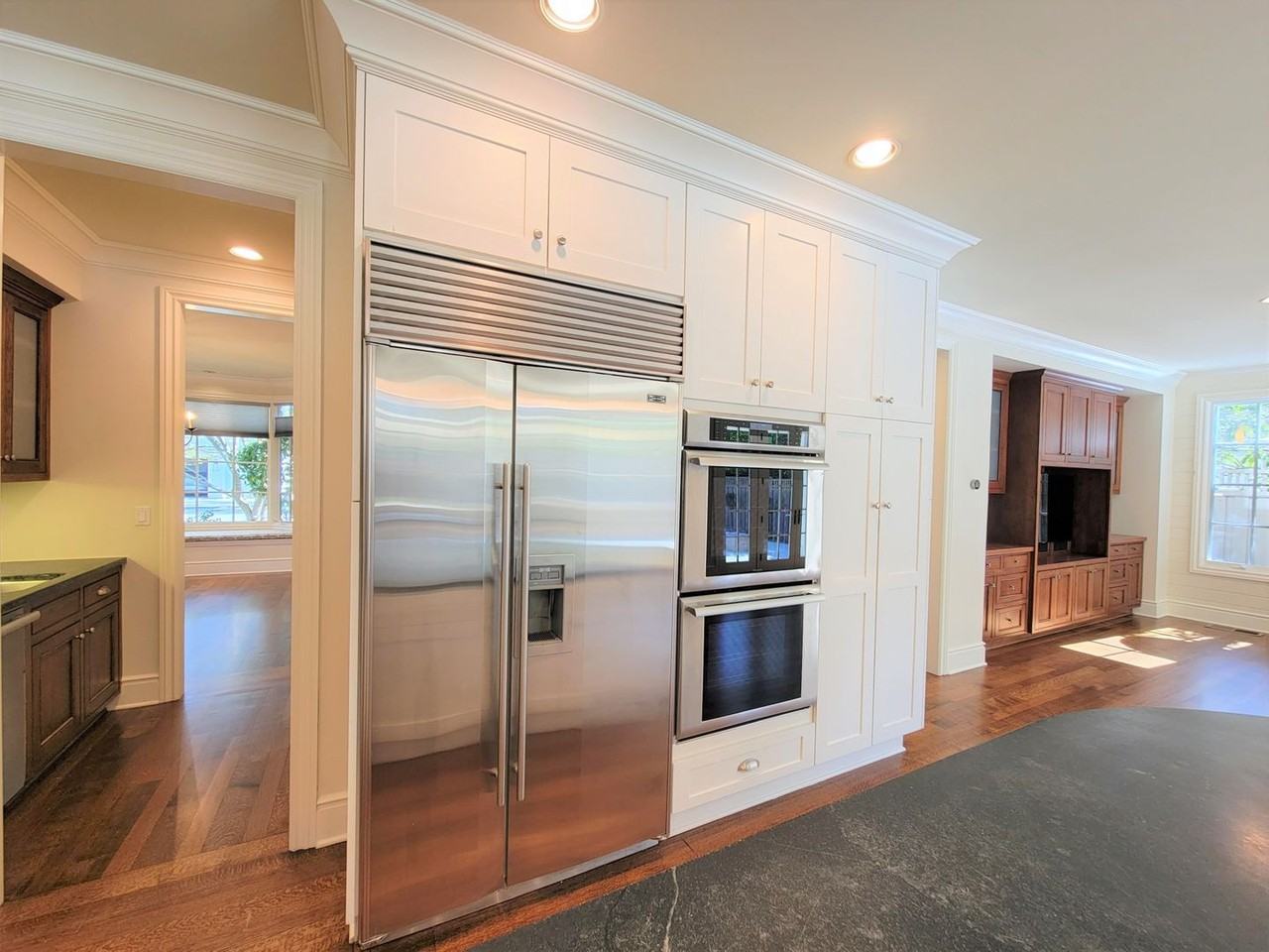 445 Hermosa Way - Photo 7 of 36