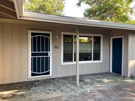 featured image of 823 Oak St