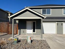 featured image of 340 Everett Way