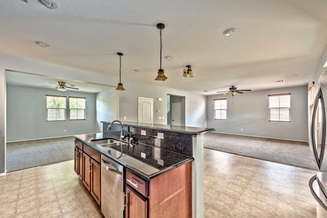 3185 Sisley Garden Ave - Photo 6 of 20