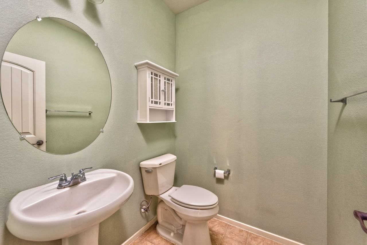 3185 Sisley Garden Ave - Photo 7 of 20