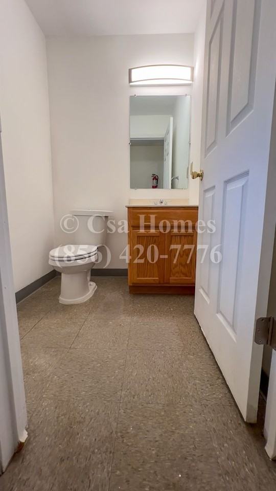 411 Viola St - Photo 5 of 17