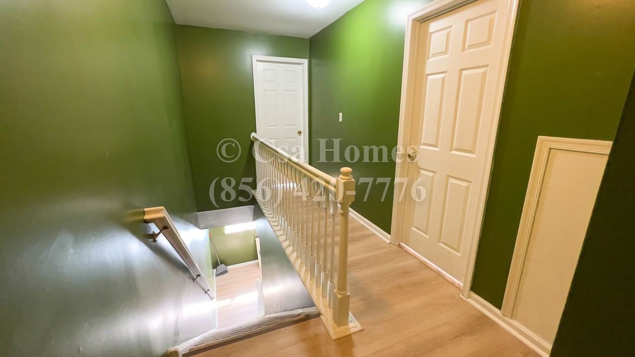 411 Viola St - Photo 6 of 17