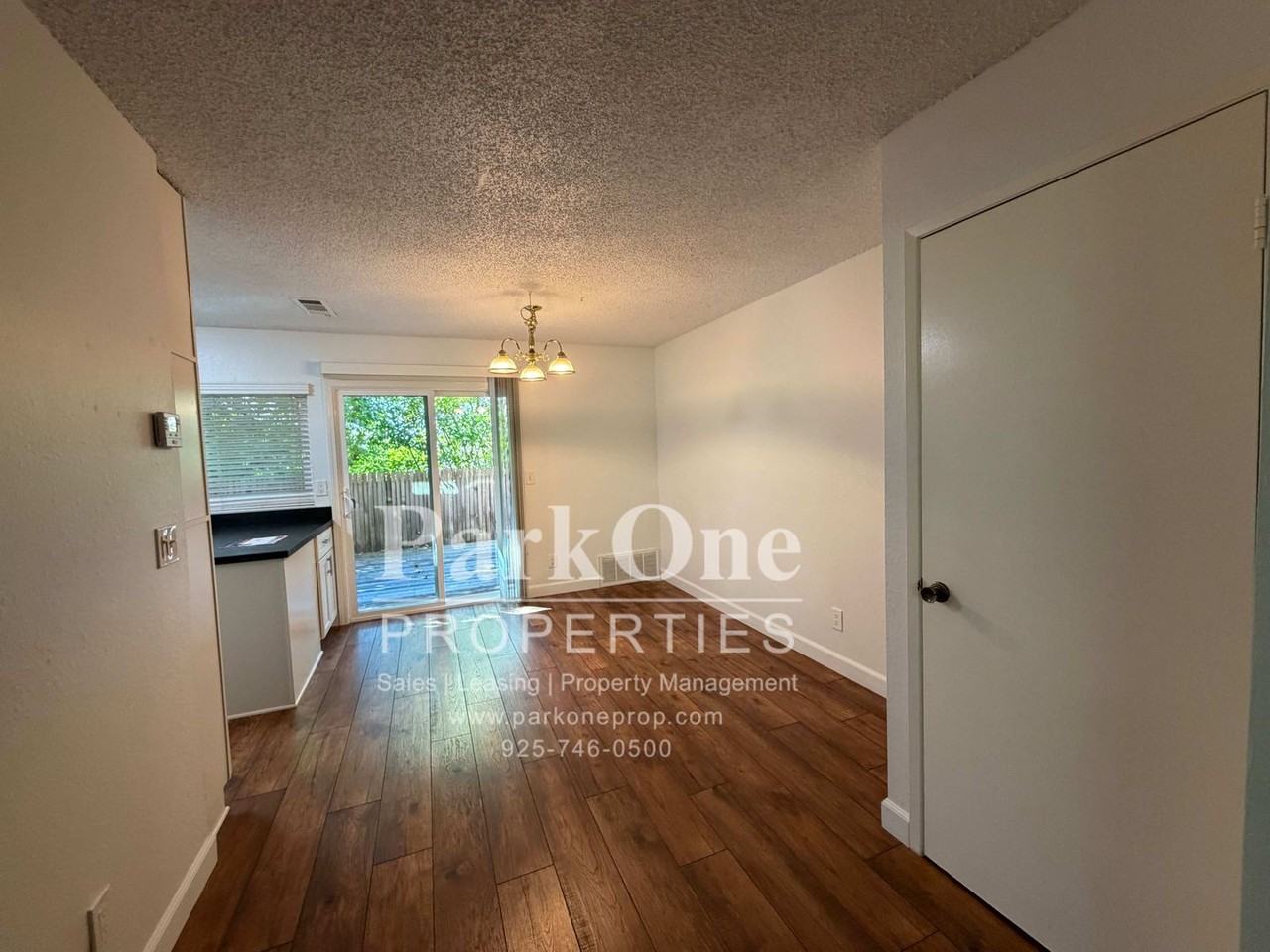 3270 Marlene Dr - Photo 3 of 28
