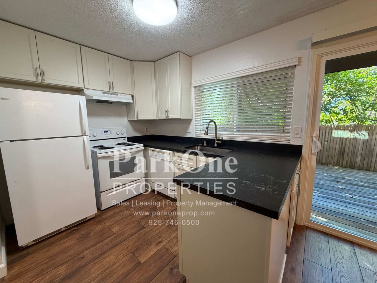 3270 Marlene Dr - Photo 5 of 28