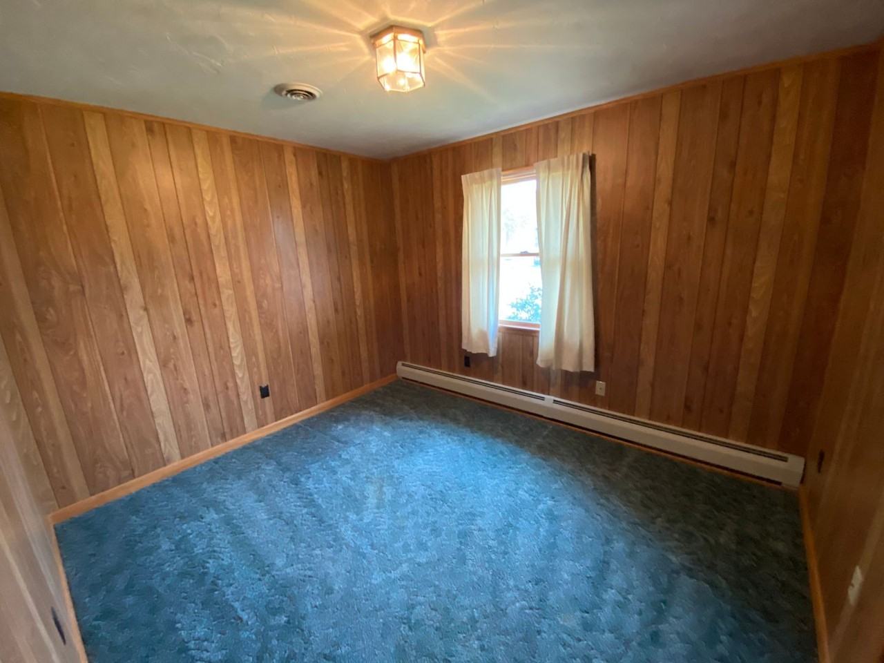 39 S Main St - Photo 2 of 13
