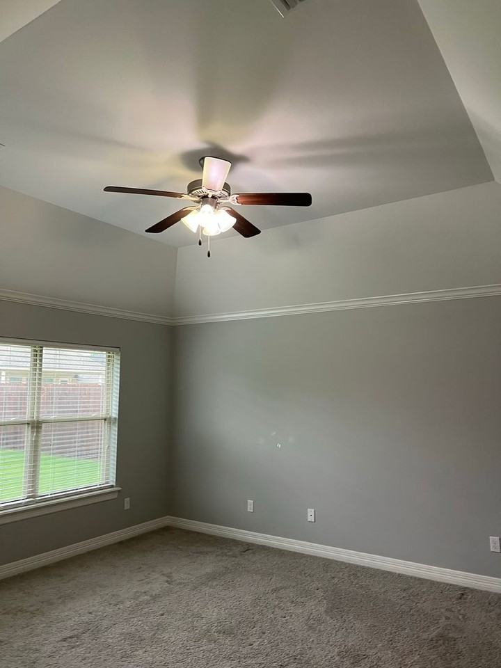 617 Labarre Ln - Photo 6 of 12