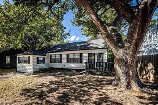 1707 Nw Oak Ave - Photo 1 of 1