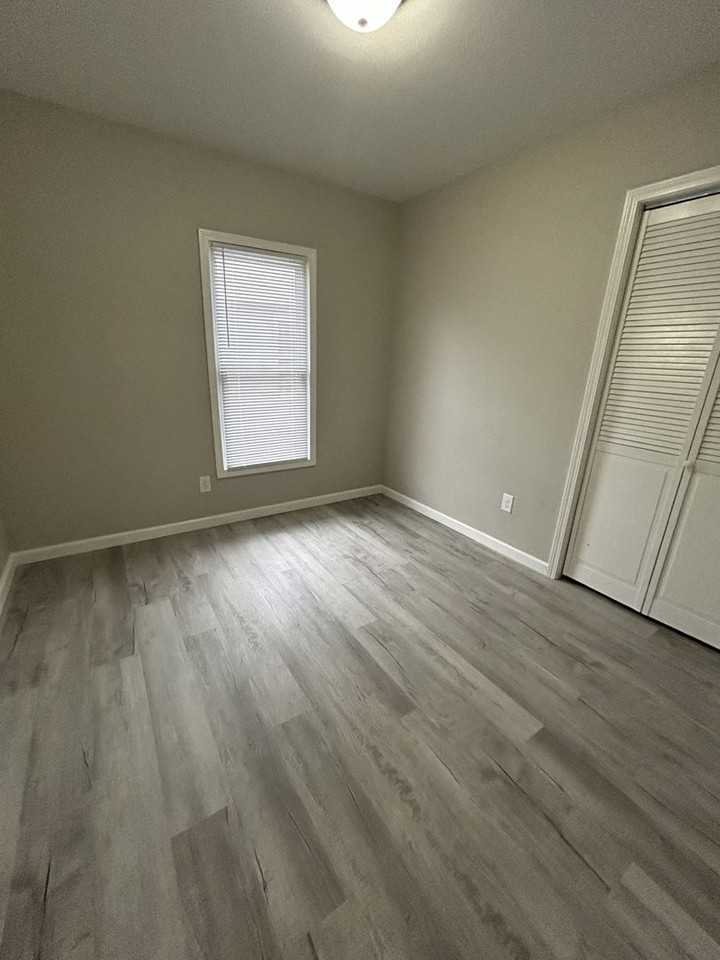 1908 East Ave - Photo 7 of 14