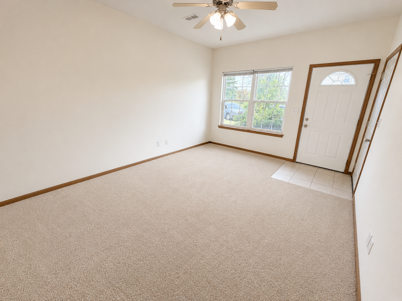 5000 Derby Ridge Dr #301 - Photo 4 of 19