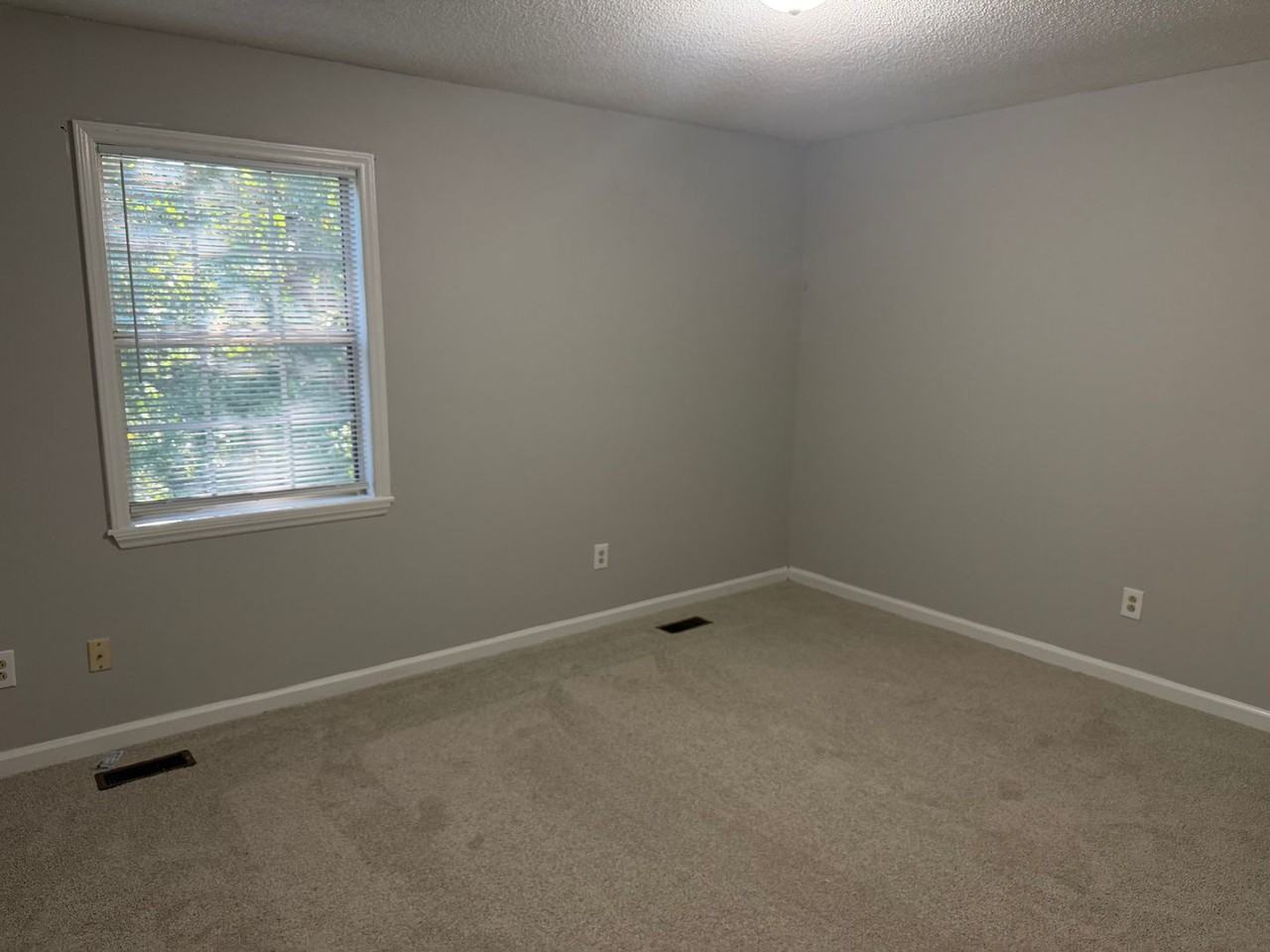 4266 Kaplan Dr - Photo 7 of 7