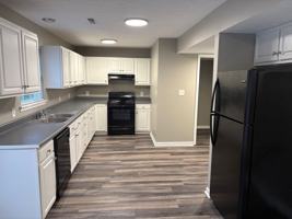 featured image of 804 Barry Ct