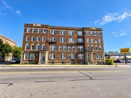 featured image of 1041 Main St