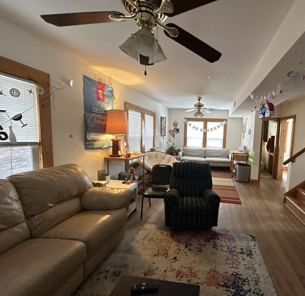 116 N Orchard St - Photo 3 of 12