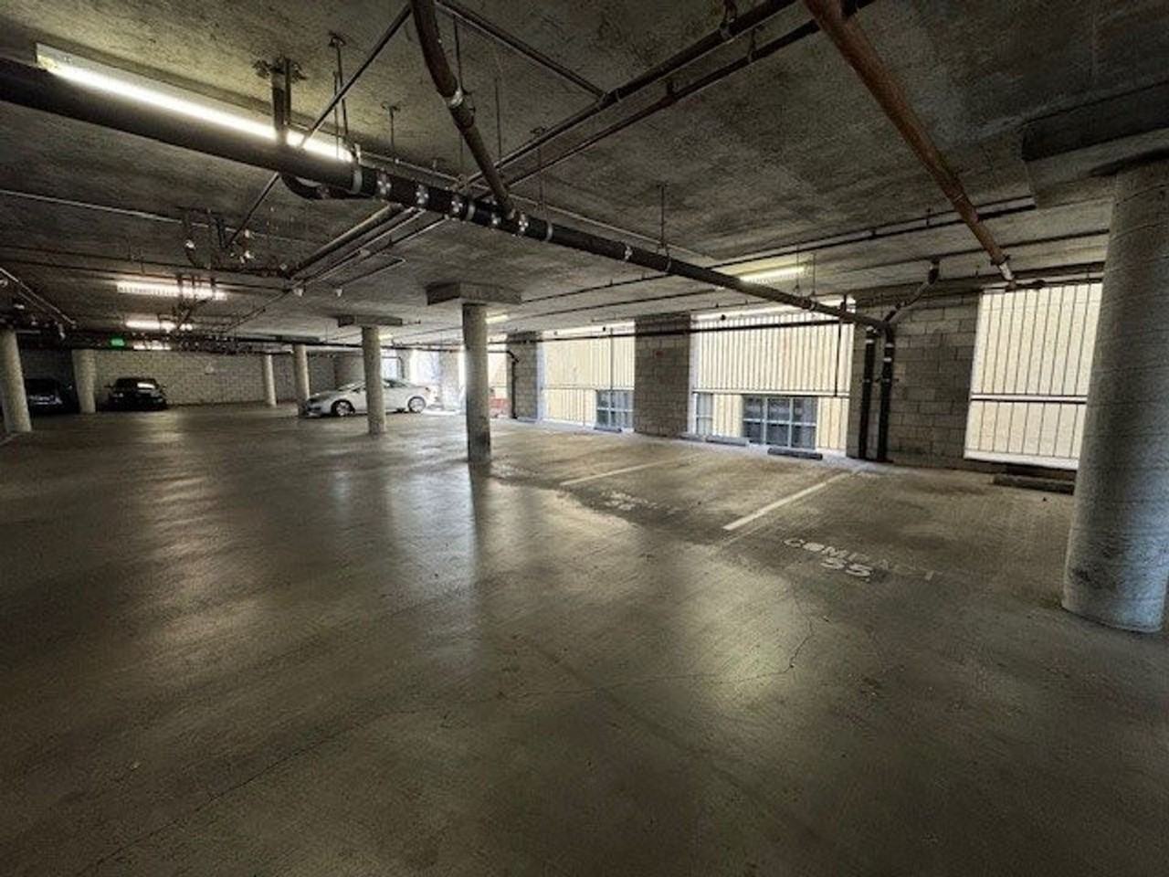 1p718 - Santos Plaza Apartments - Photo 2 of 12