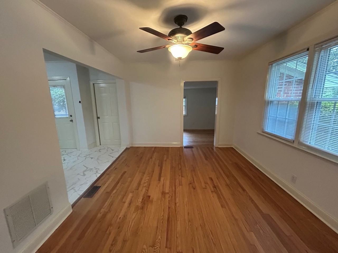 739 S Beltline Blvd - Photo 7 of 41