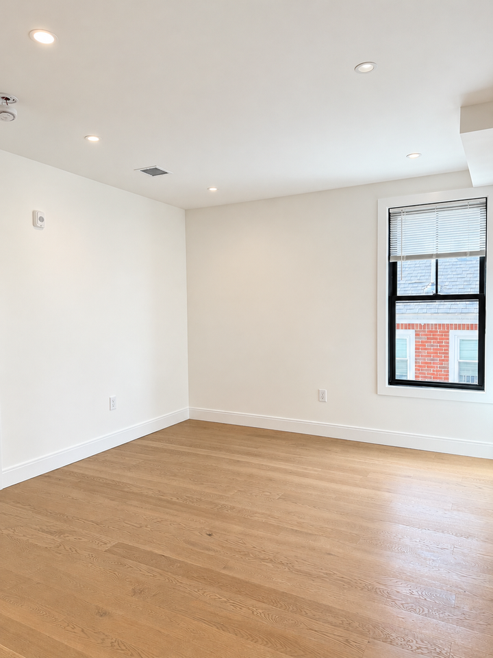 42 Colborne Rd - Photo 4 of 6