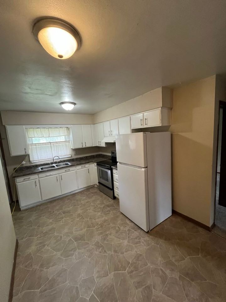 1507 Starview Dr - Photo 7 of 7