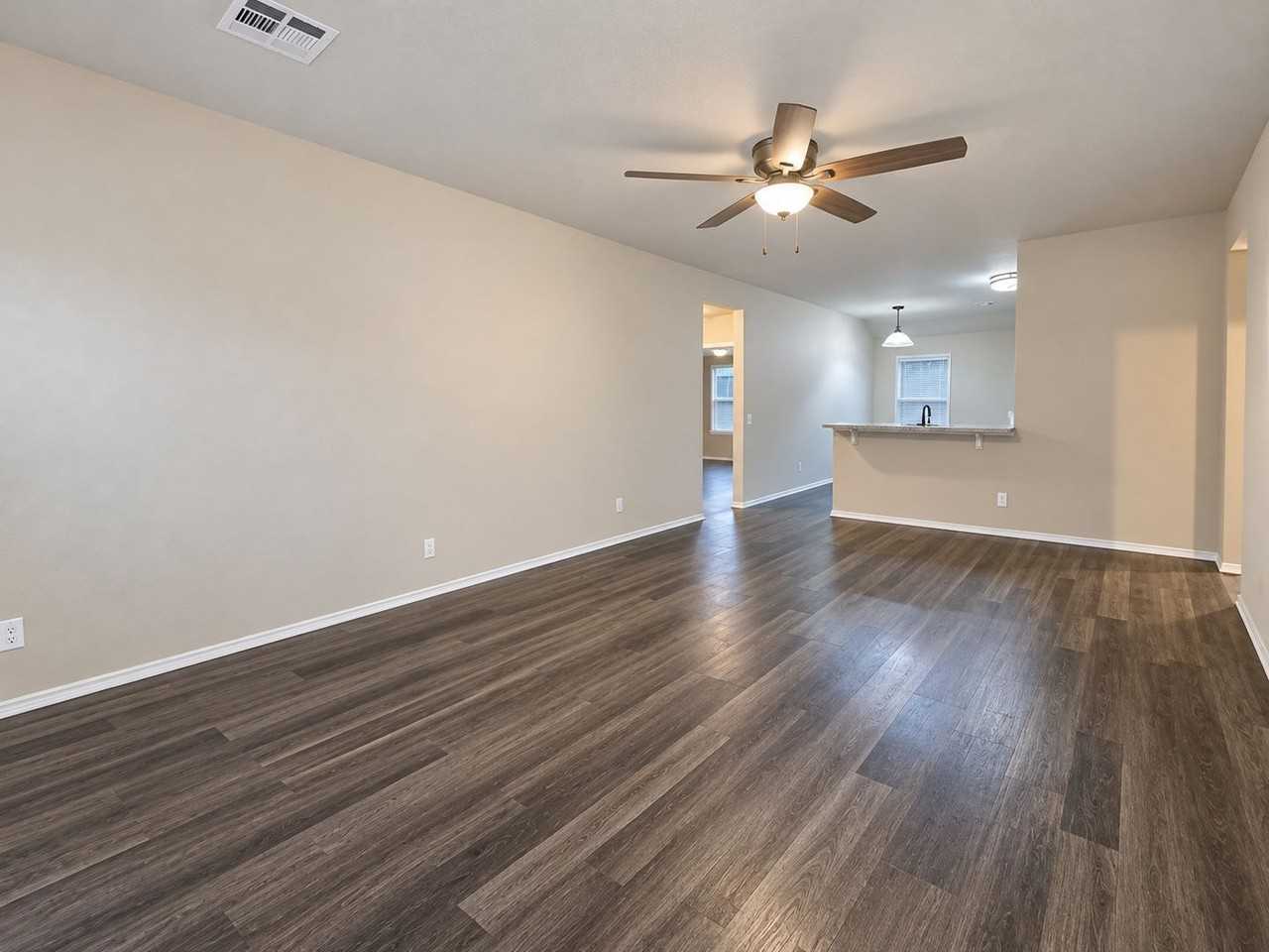 525 W Ava Dr - Photo 2 of 17