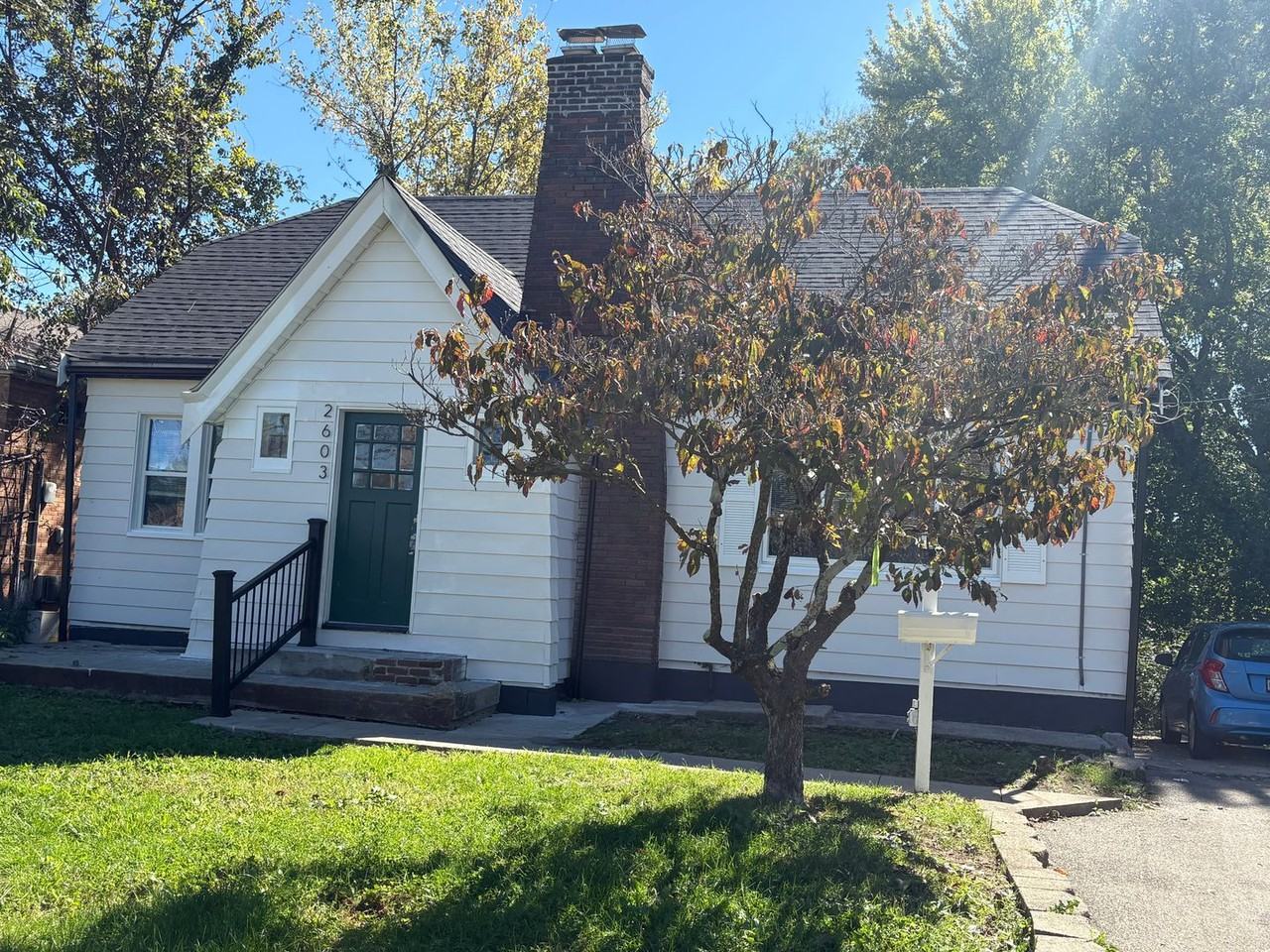 2603 Kipling Ave - Photo 2 of 4