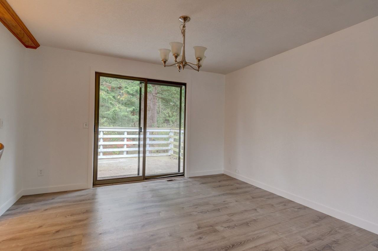 952 Sw Inglewood Ln - Photo 6 of 32