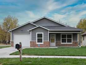 1101 N Poplar Ave - Photo 1 of 1